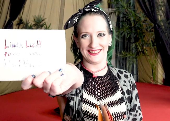 LindaLush's Porno Video: Linda bekommt cum mail