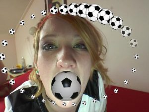 LindaLush Porno Video: fi** vor dem spiel